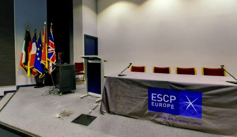 Un corso di studi sull'IoT a Parigi