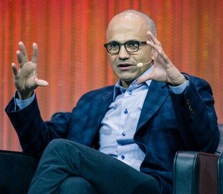 Nadella (Microsoft): "Usiamo l'intelligenza artificiale per fare entrare più persone nel mondo del lavoro"