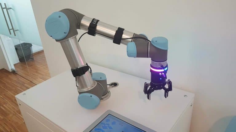 AI e robotica al centro dell'innovazione nel 2024: i 4 trend più rilevanti secondo Universal Robots