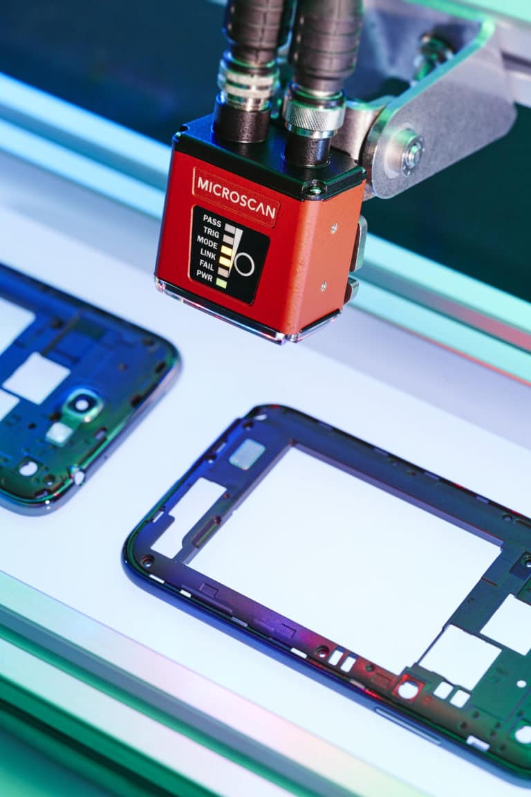 Visione e identificazione, le soluzioni di Microscan Systems integrate nell'offerta di Omron