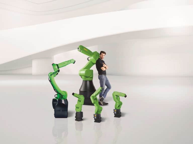 Il futuro secondo Fanuc: ecco il robot collaborativo CR15iA