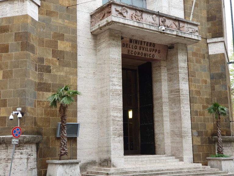 A Roma il tavolo Transizione 4.0, in gioco la partita degli incentivi