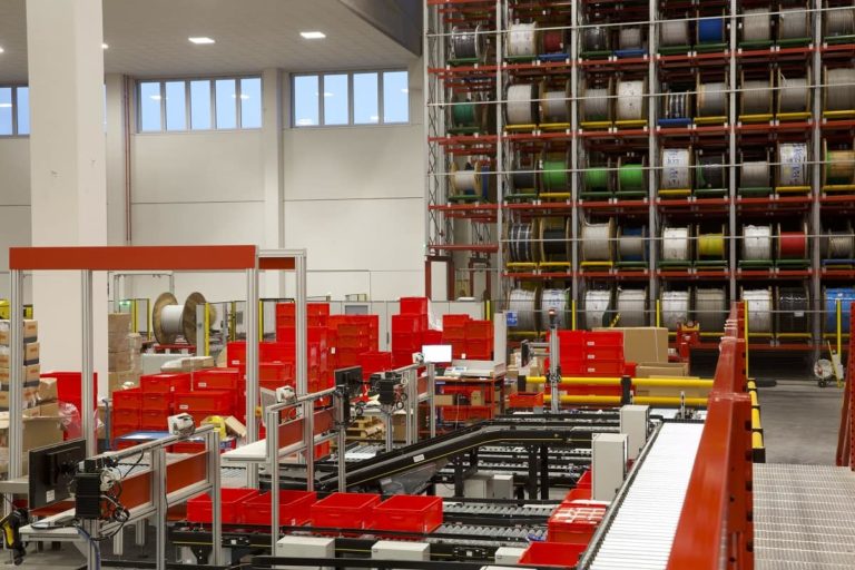Leggi l'articolo L'architettura integrata di Rockwell per l'automazione del magazzino di Bi-Esse