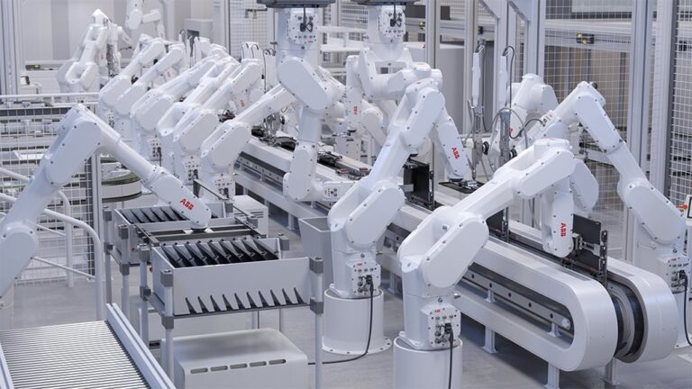 ABB amplia la gamma di robot con il modello IRB 1300 per spazi ristretti