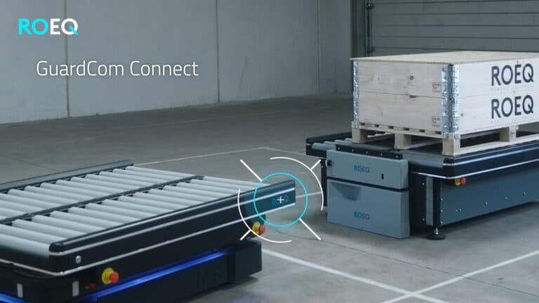 Da Roeq un sistema affidabile per far comunicare robot mobili e nastri trasportatori