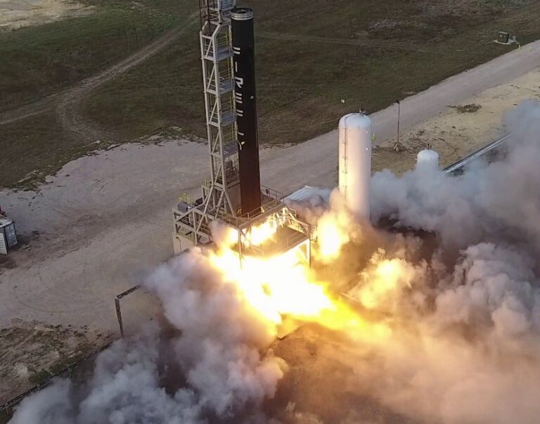 Firefly Aerospace automatizza la produzione dei razzi in composito con Ingersoll Machine Tools