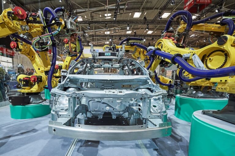 Fanuc fornisce 1.400 robot al Gruppo Volkswagen