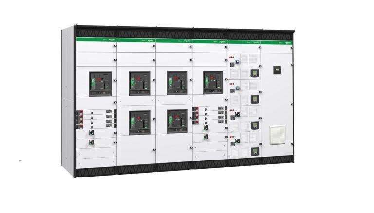 Schneider Electric presenta nuovi quadri per distribuzione elettrica e controllo motore