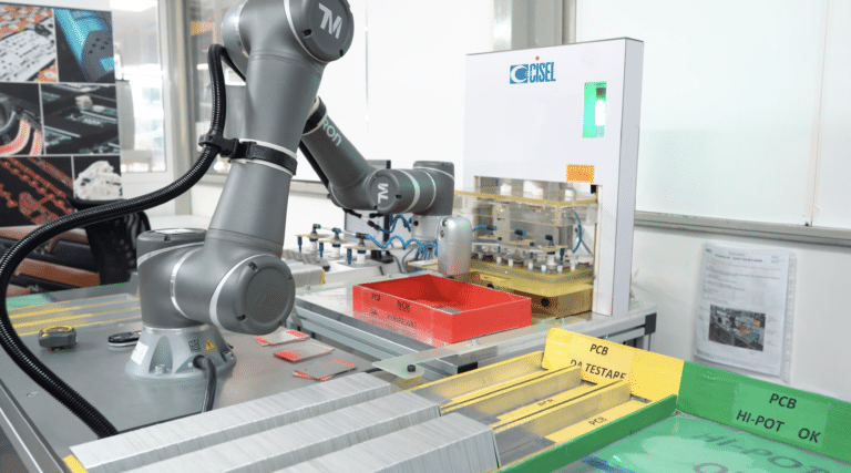 Tracciabilità e sicurezza grazie ai cobot Omron, la testimonianza di Cisel