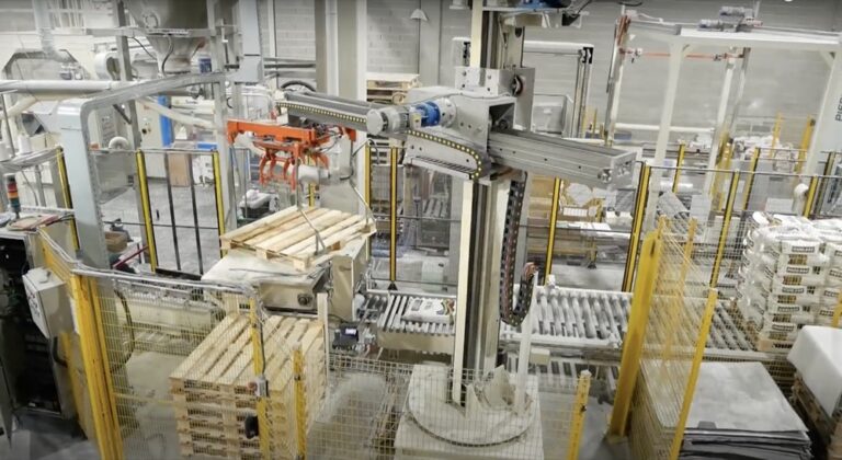 Ecco come la simulazione da remoto ha salvato il revamping di un pallettizzatore durante la pandemia