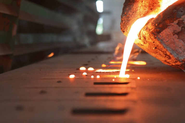 ABB lancia Ability Smart Melt Shop, una soluzione per l'automazione "smart" dell'industria dei metalli