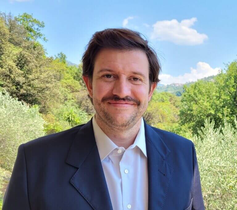 Mobile Industrial Robots rafforza il proprio team italiano con la nomina di Alessandro Delucchi