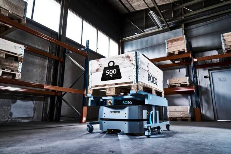 Robot mobili, da Roeq una soluzione per raddoppiare il carico utile dell'LD-250 di Omron
