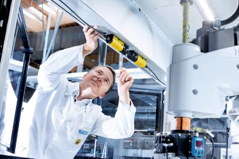 Come funziona flexLock, l'innovativo interblocco di sicurezza RFID lanciato da Sick